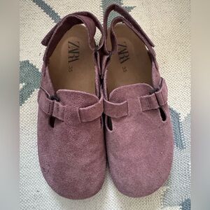Zara Clogs, Girls size 35, Dusty Rose, Barely Worn.